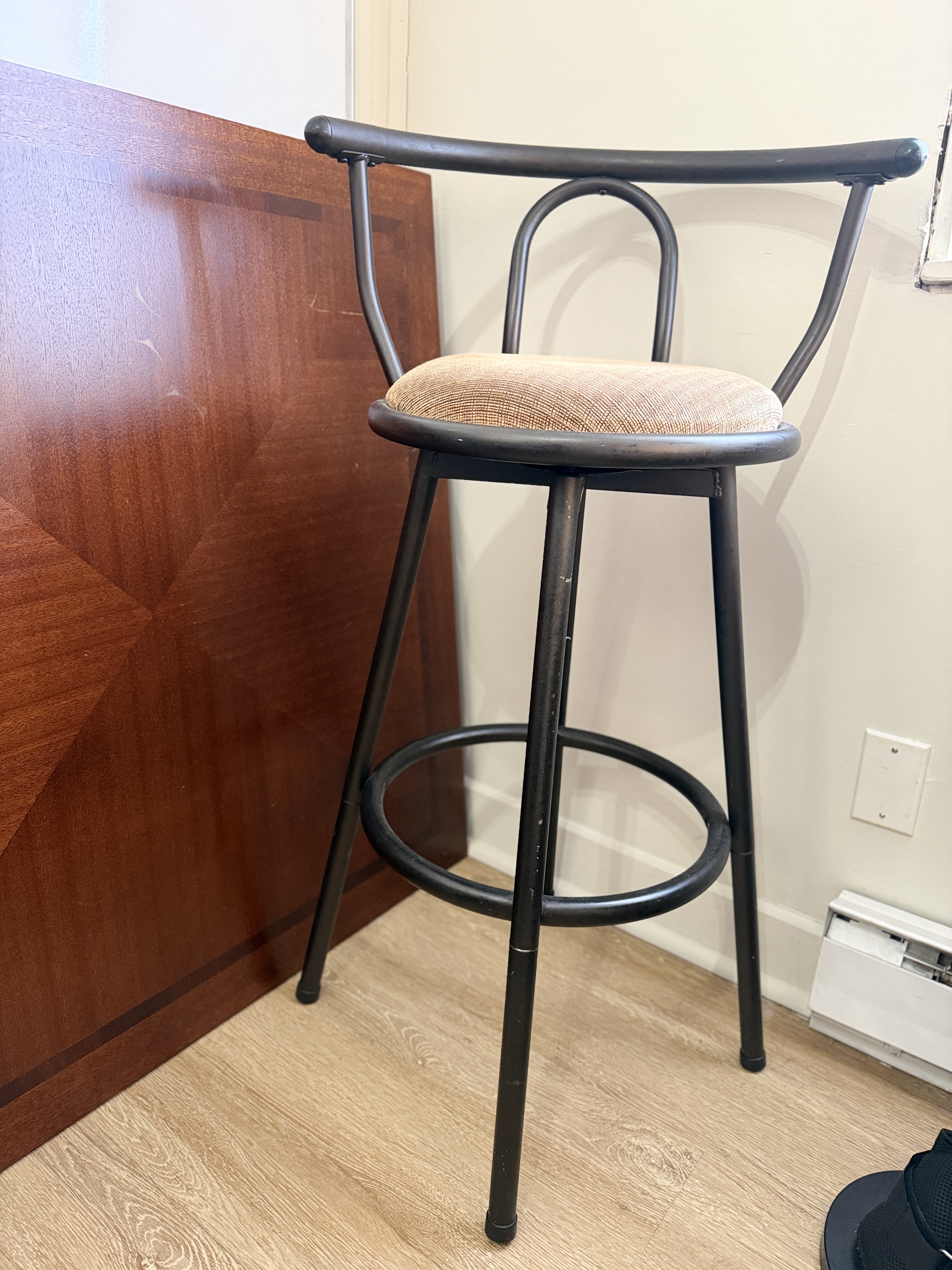 360 Swivel Bar Stool w/ Back & Cushioned Seat – Counter Height Bistro Chair