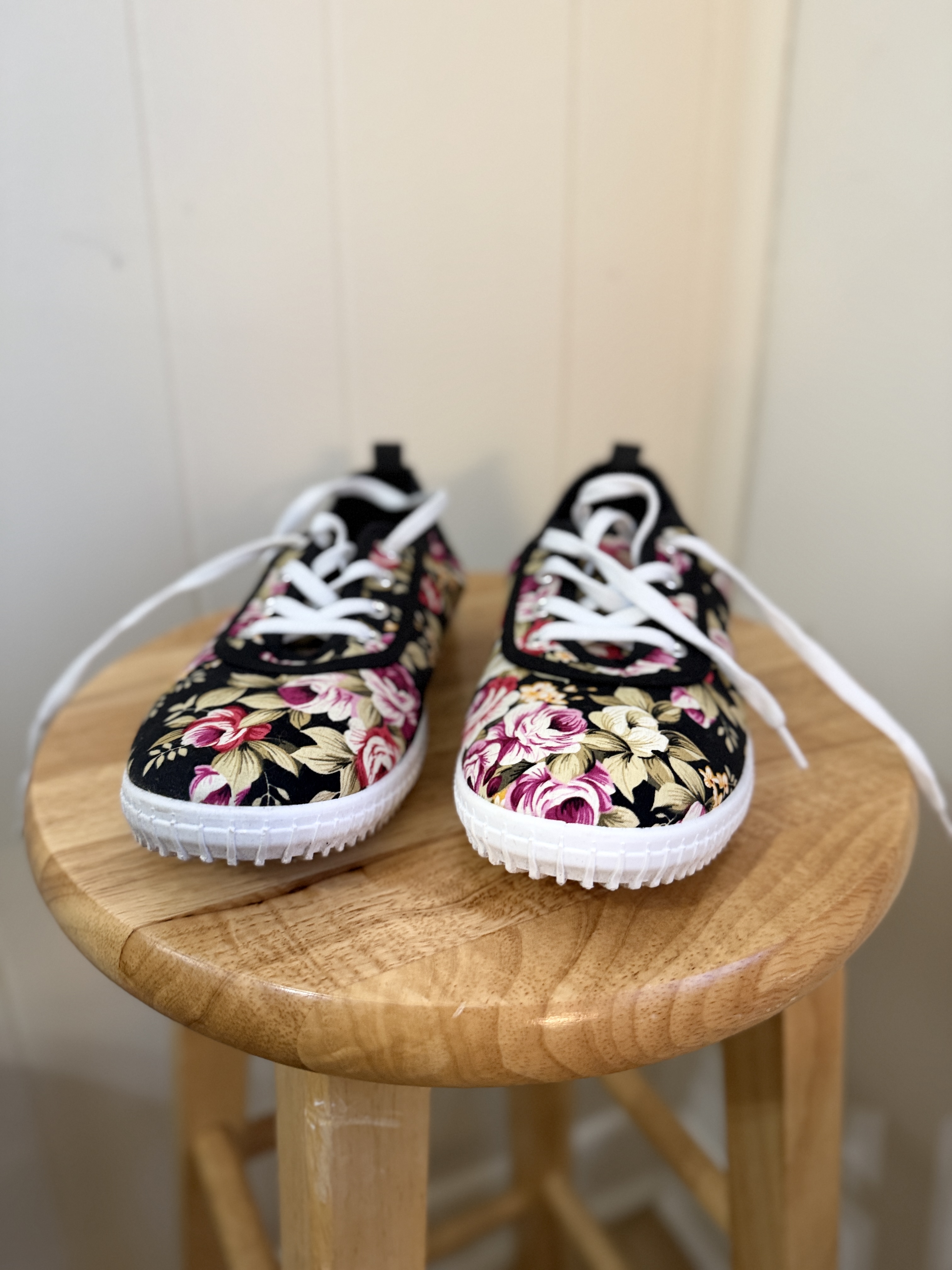 Floral Canvas Sneakers – Cute Black Flower Print Casual Lace-Up Shoes