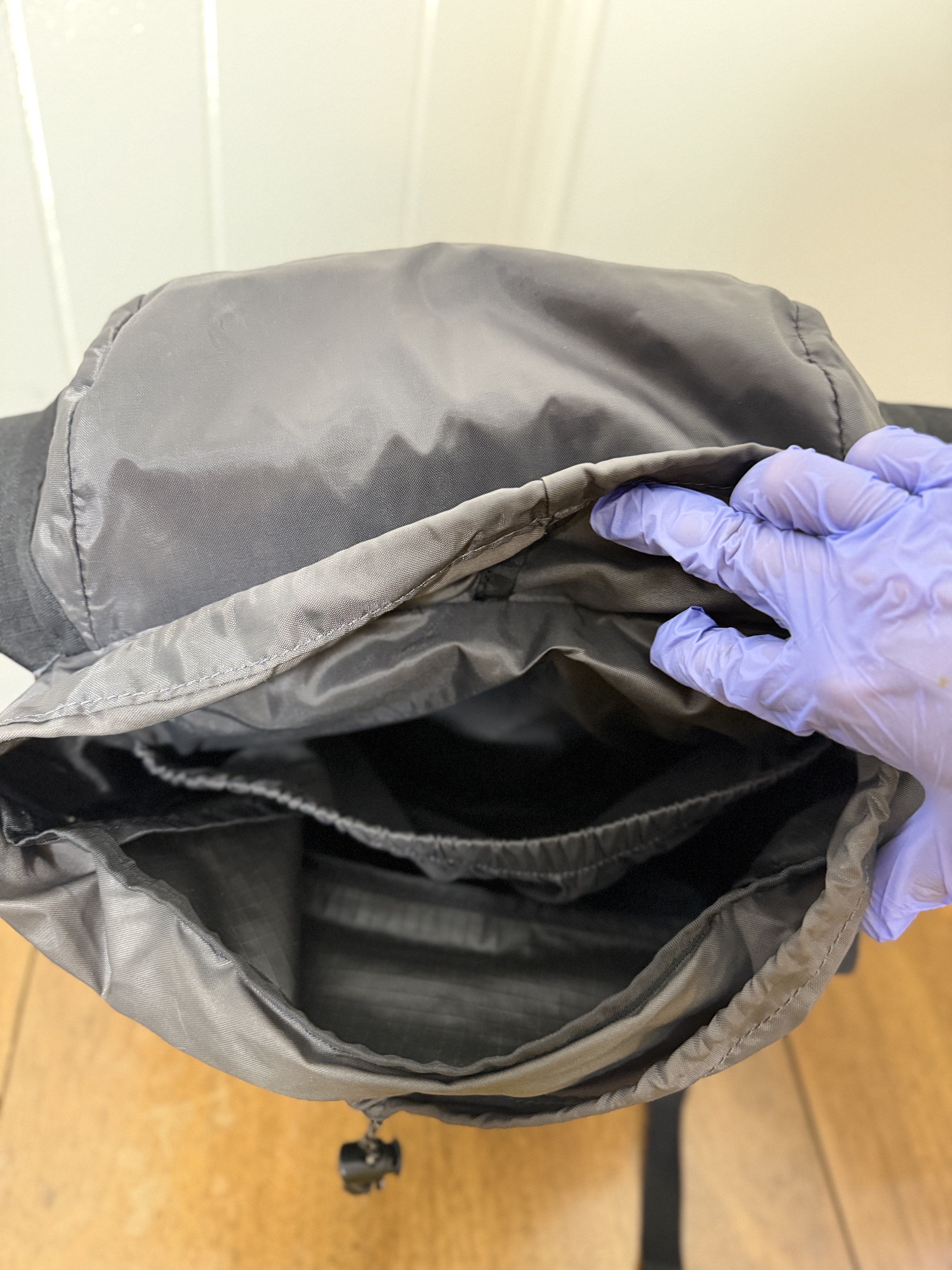 Dakine Backpack – Black Roll-Top Adventure Bag – Travel / School / Outdoor