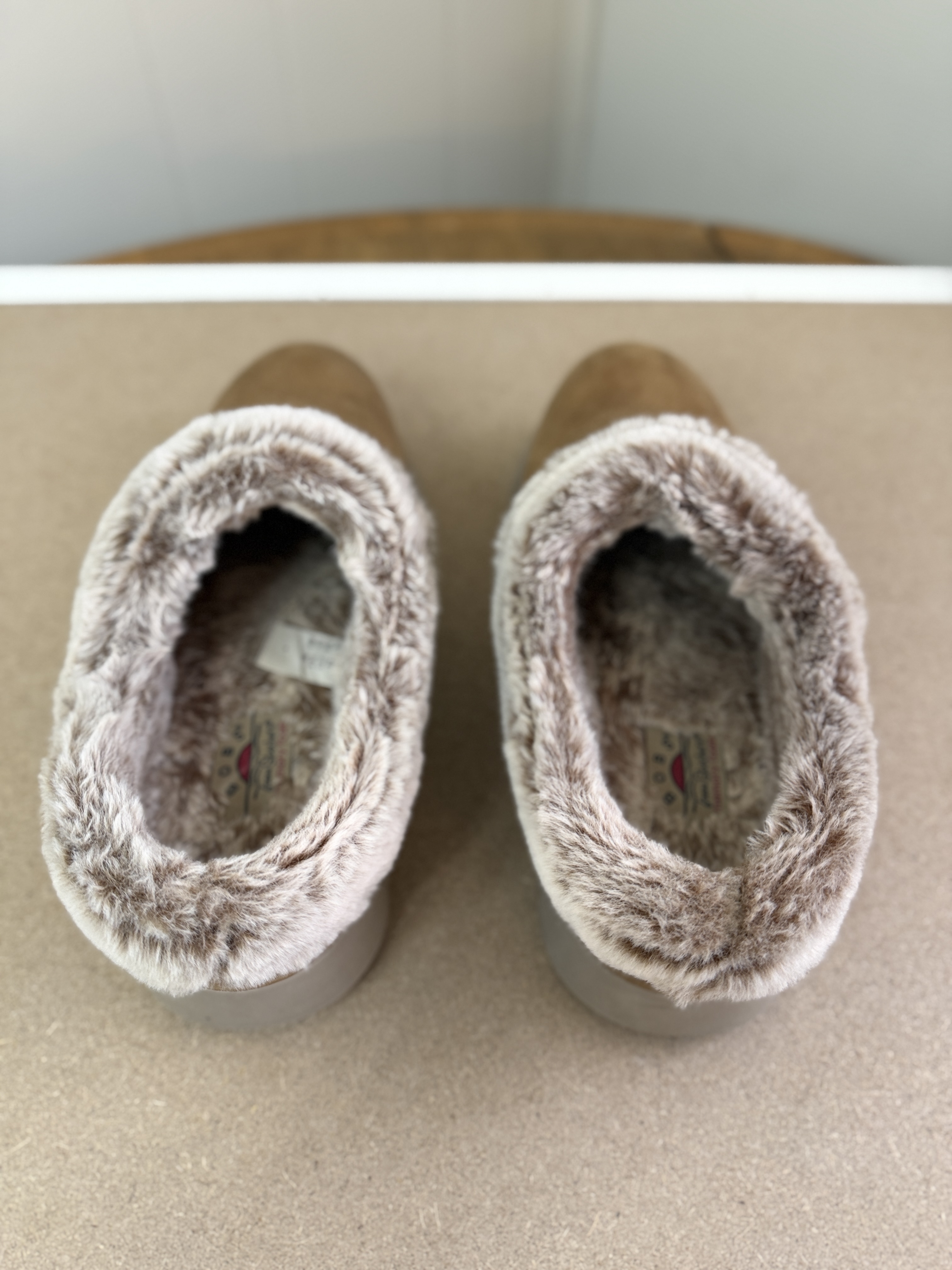 Skechers BOBS Keepsakes Clog Slippers Brown Faux Fur Lined – Cozy Slip-On