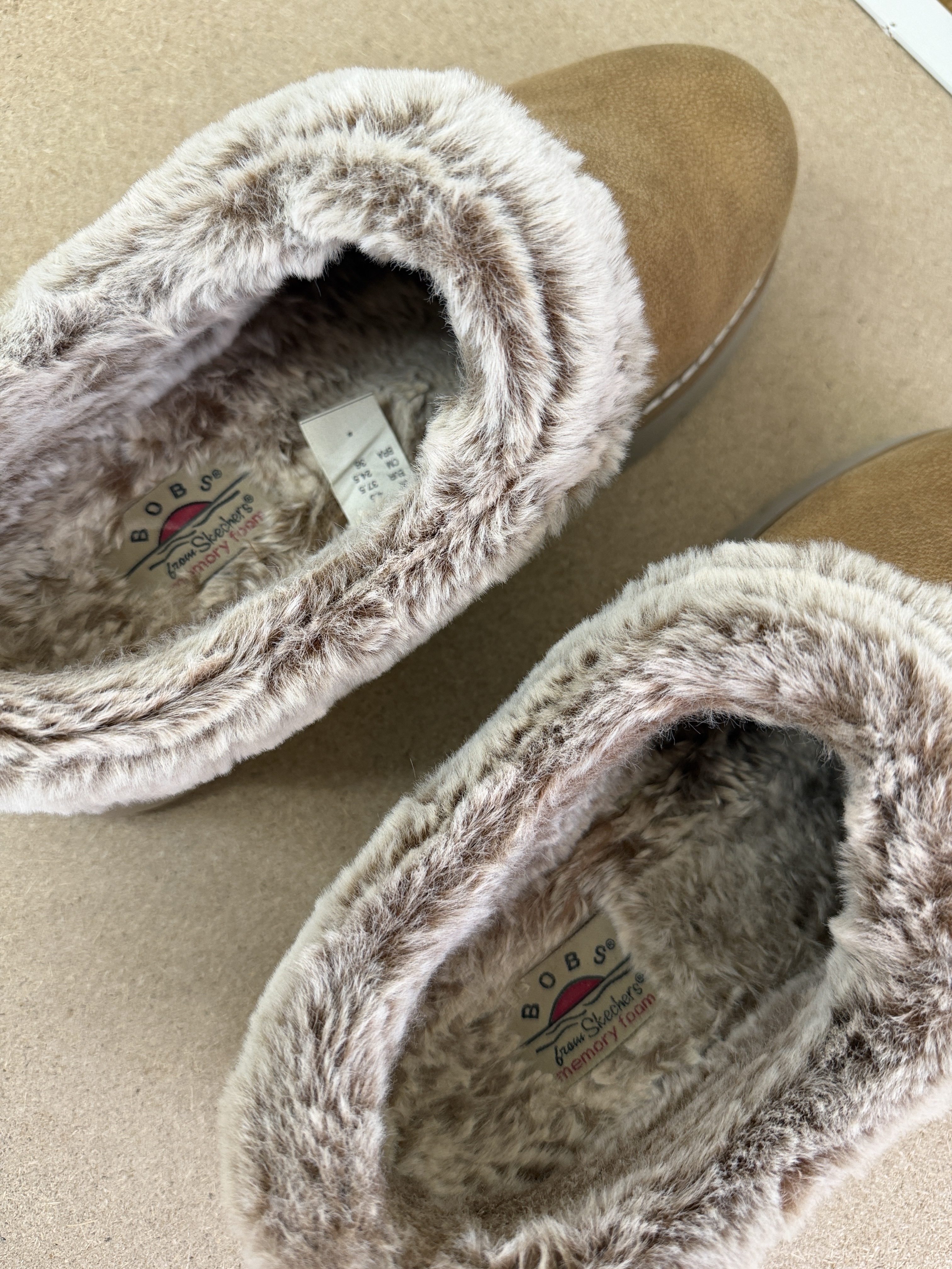 Skechers BOBS Keepsakes Clog Slippers Brown Faux Fur Lined – Cozy Slip-On