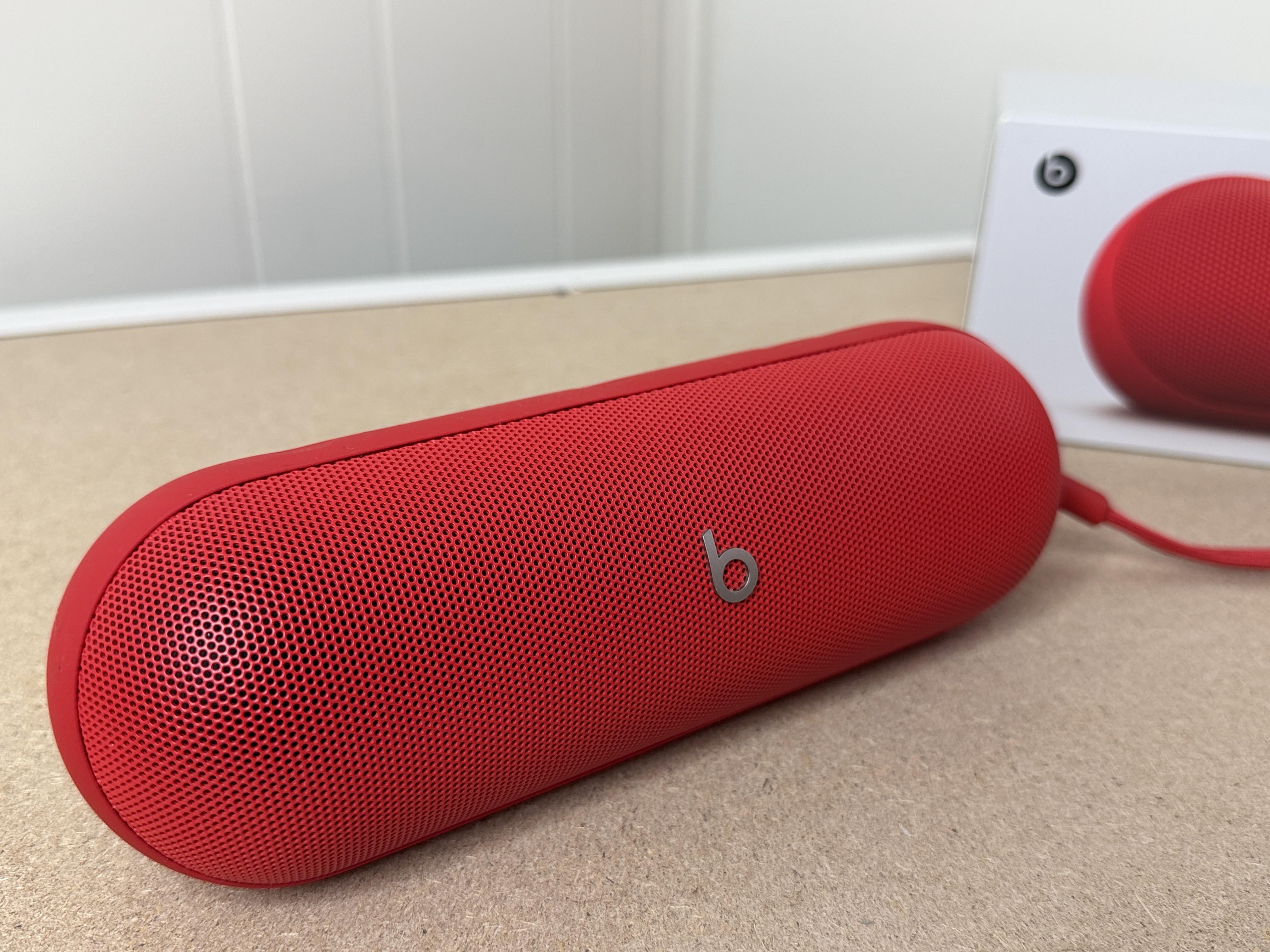 Beats Red Pill Speaker and Powerbank