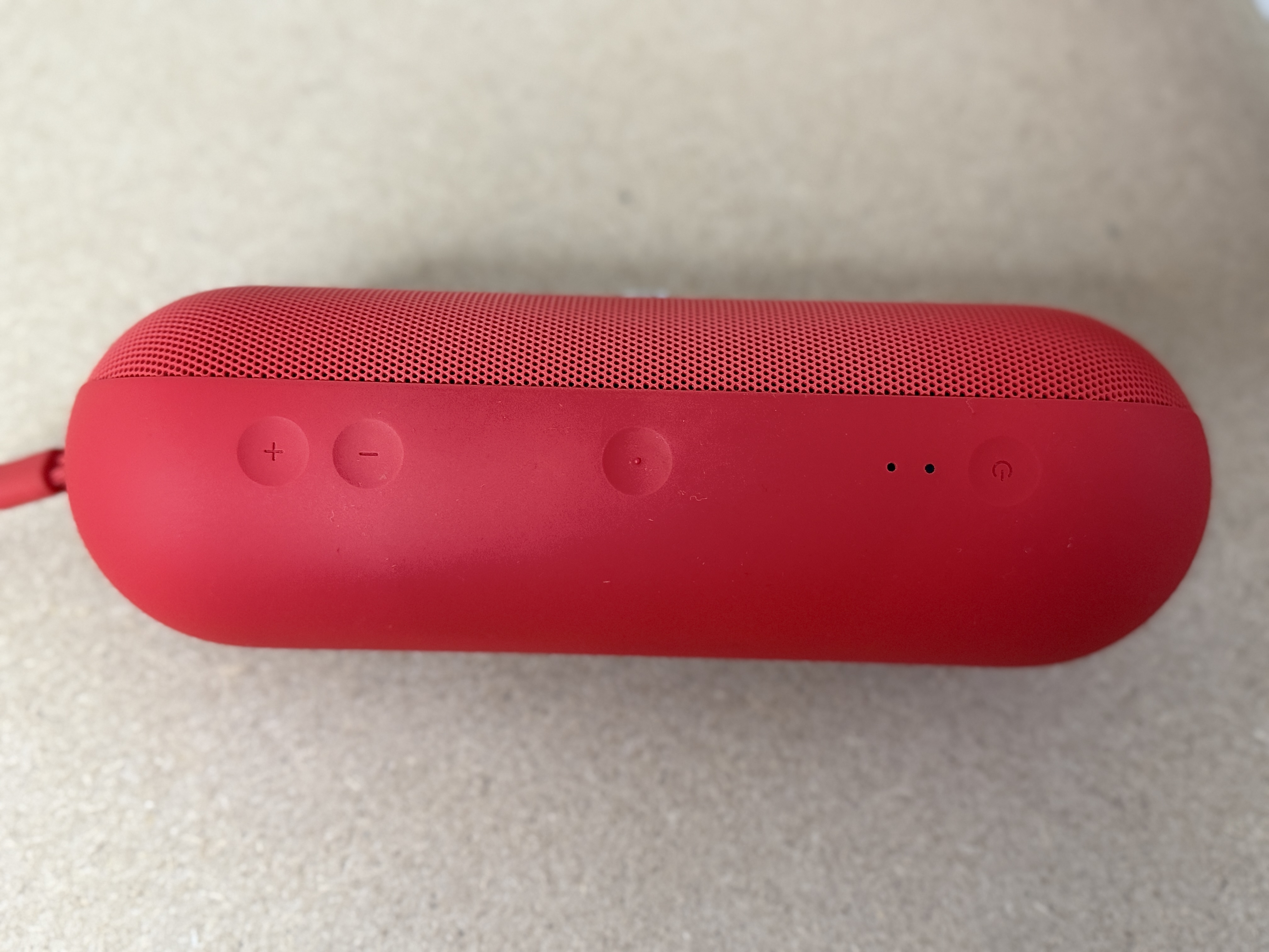 Beats Red Pill Speaker and Powerbank