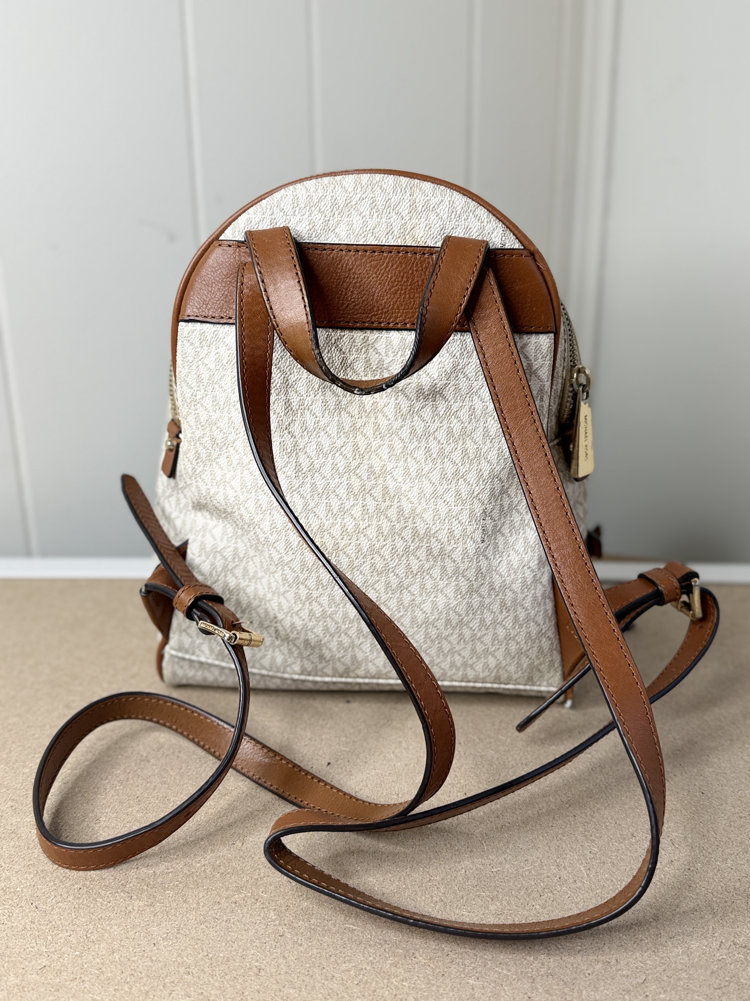 Michael Kors Rhea Backpack White