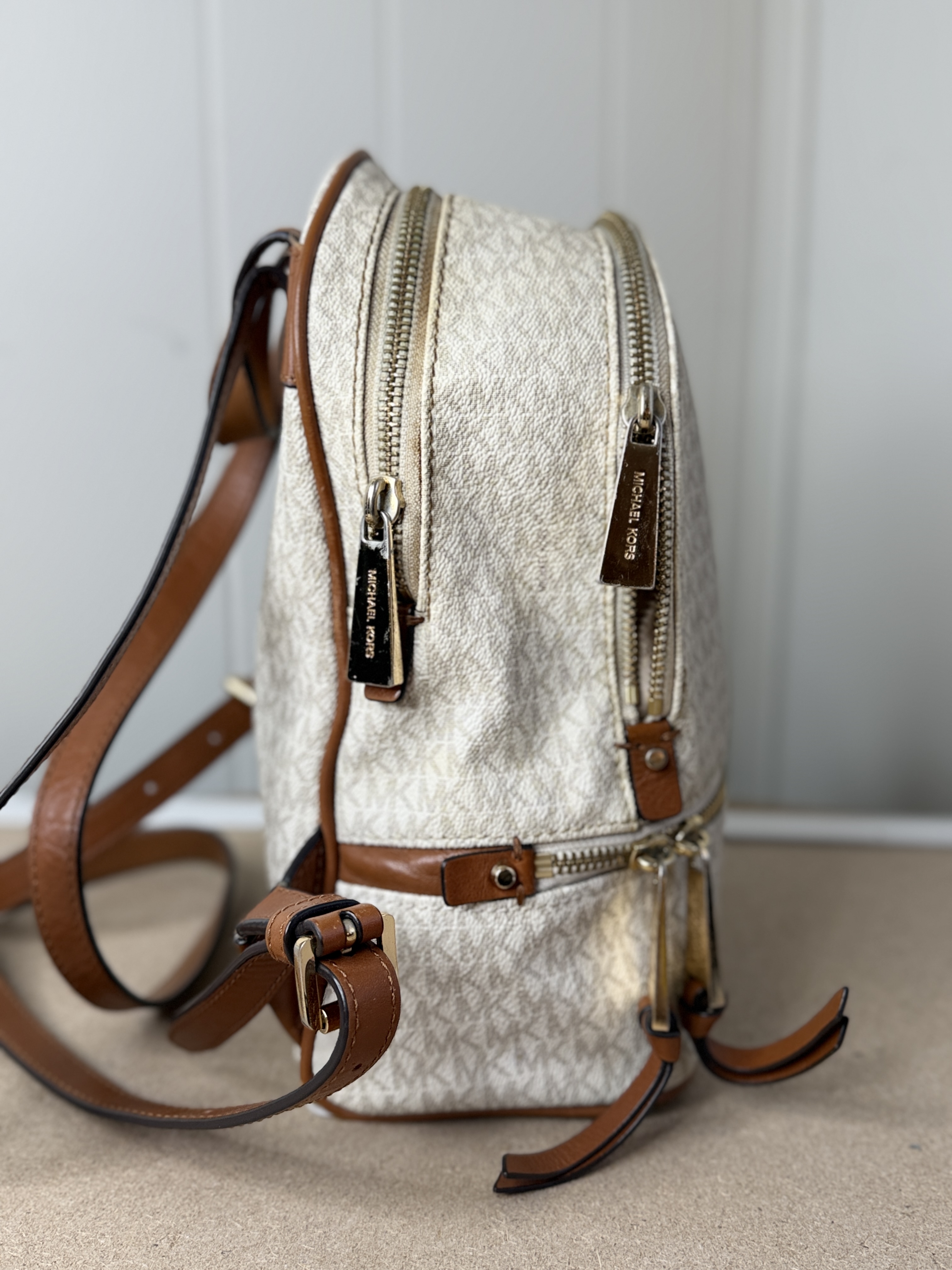 Michael Kors Rhea Backpack White