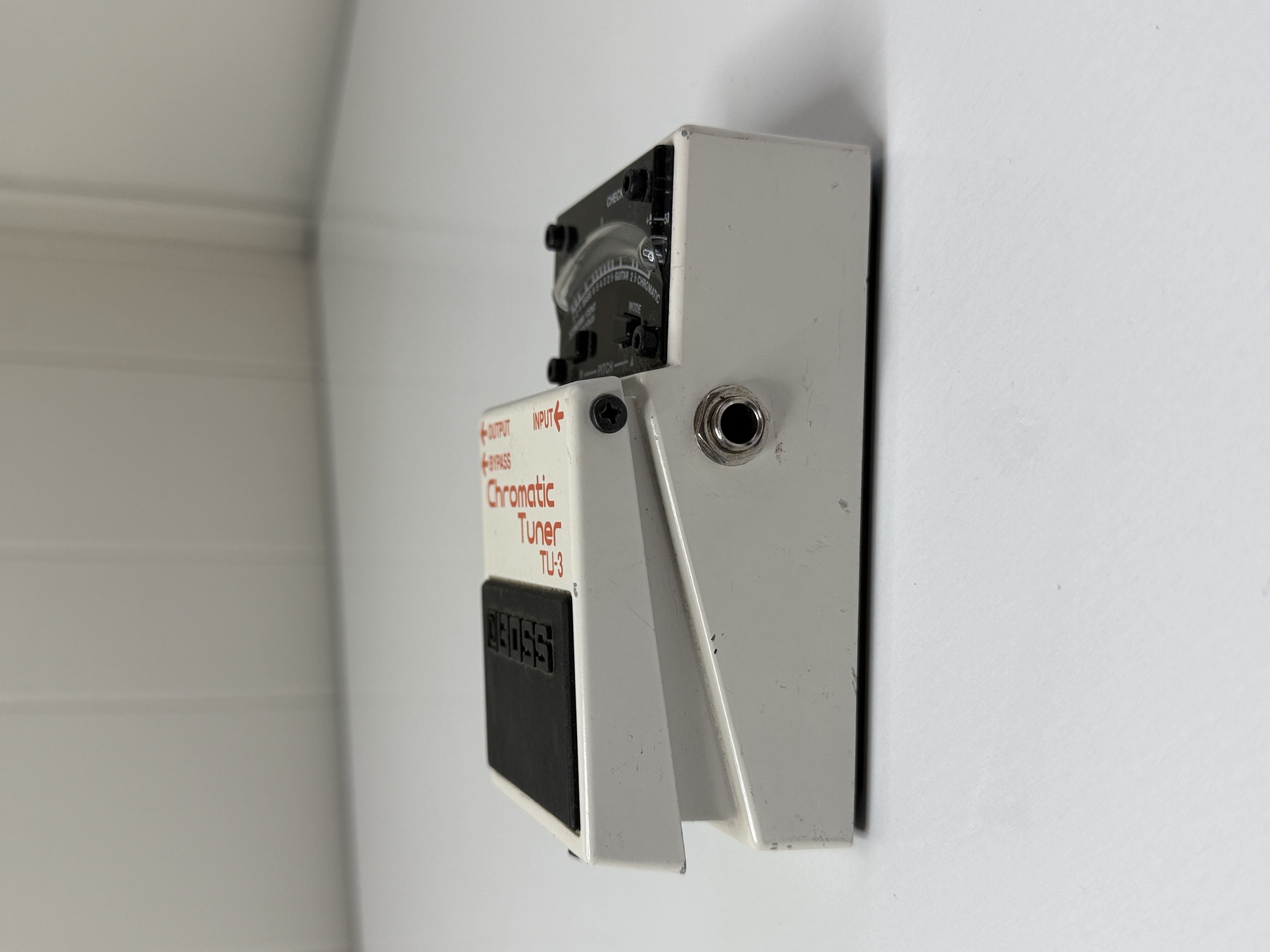 Boss Chromatic Tuner