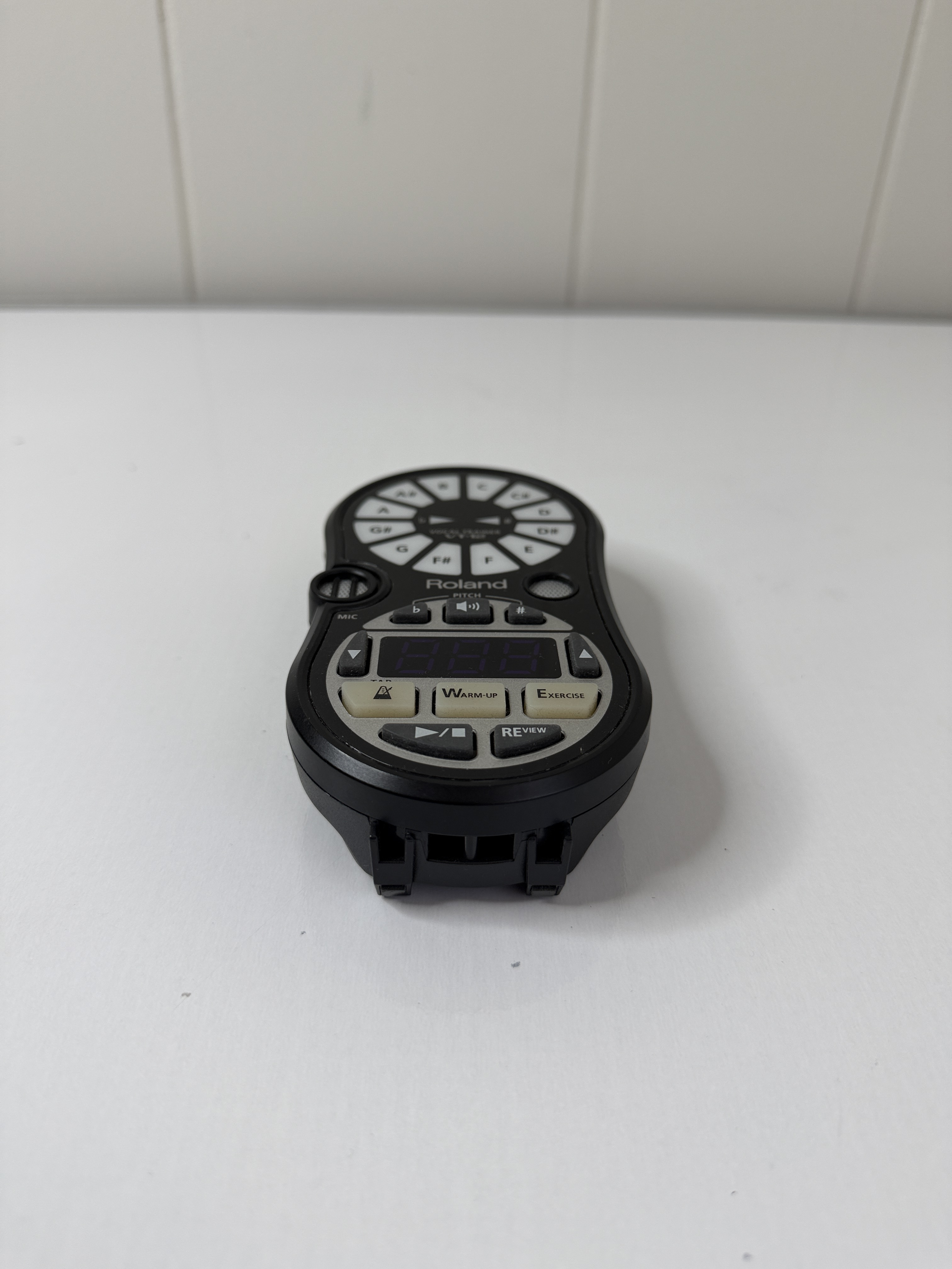 Roland VT-12 Vocal Trainer Pitch Trainer Singing Practice Device Portable